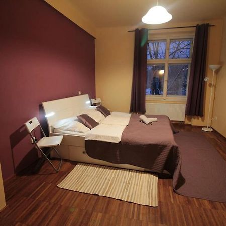 2 Bedrooms Close Vysehrad - Congress Centrum Prag Exterior foto