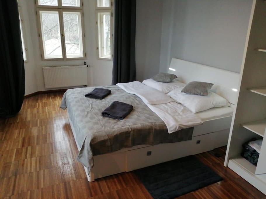 2 Bedrooms Close Vysehrad - Congress Centrum Prag Exterior foto