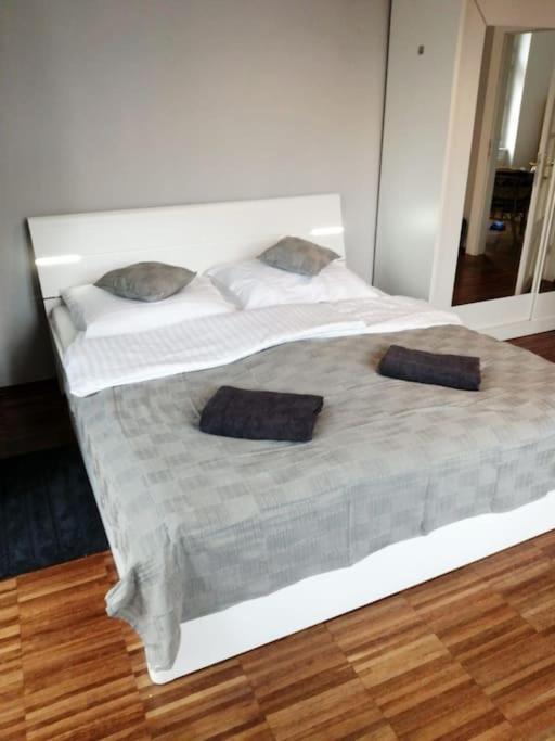 2 Bedrooms Close Vysehrad - Congress Centrum Prag Exterior foto