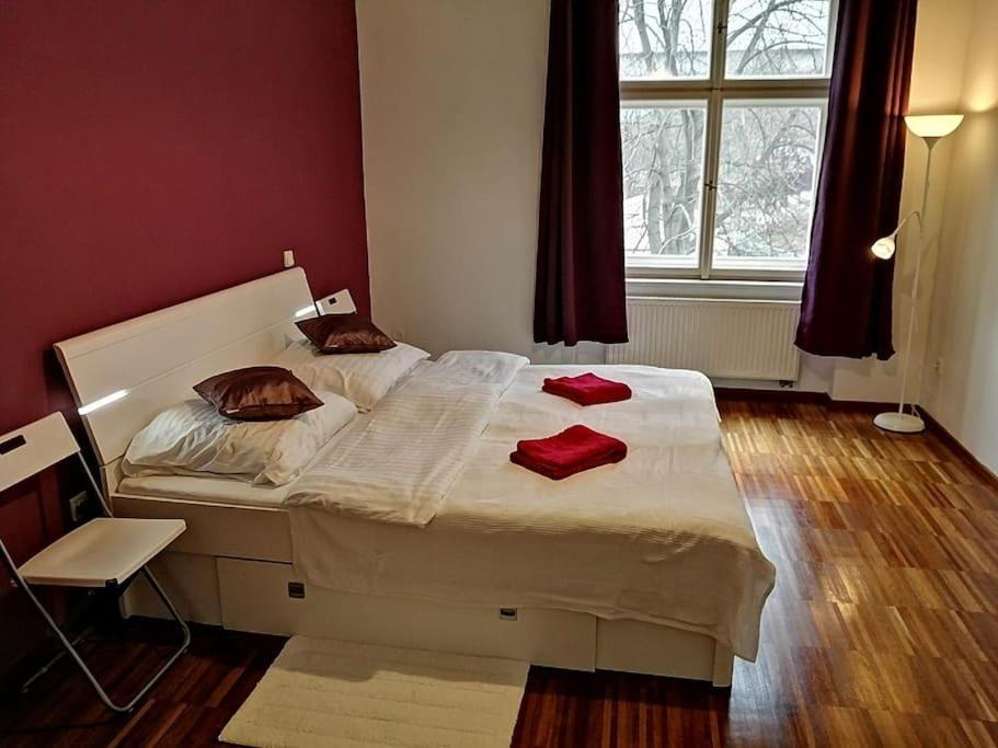 2 Bedrooms Close Vysehrad - Congress Centrum Prag Exterior foto